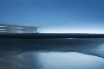 Dominique TEUFEN (*1975, Switzerland): Dawn, from the series 'Rays of Light' – Christophe Guye Galerie