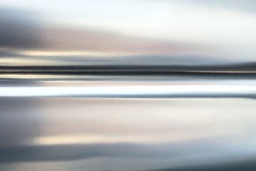 Dominique TEUFEN (*1975, Switzerland): Golden Hour, from the series 'Rays of Light' – Christophe Guye Galerie