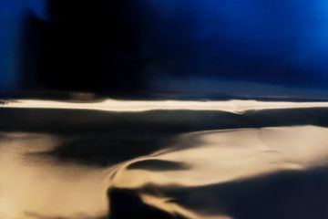 Dominique TEUFEN (*1975, Switzerland): Silver Lining, from the series 'Rays of Light' – Christophe Guye Galerie