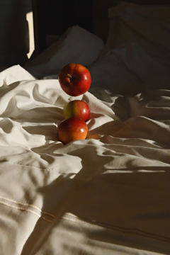 Jun AHN (*1981, South Korea): One Life (2018) #006 – Christophe Guye Galerie