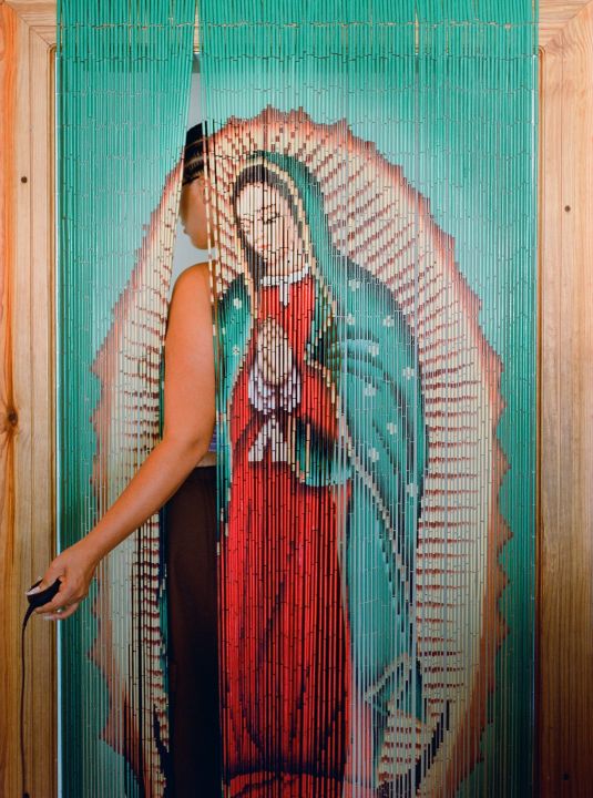 I'll Be Your Mirror – Women’s Self-Portraits from the Collection – Christophe Guye Galerie