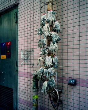 Michael WOLF (1954 – 2019, Germany): back door 03 – Christophe Guye Galerie