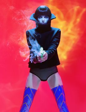 Miles ALDRIDGE (*1964, Great Britain): Bang!Bang! #1 – Christophe Guye Galerie