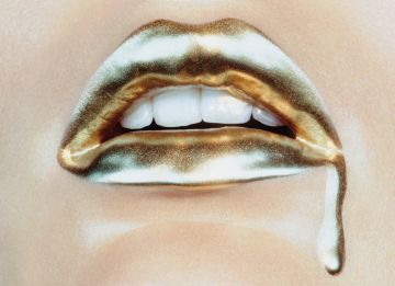 Miles ALDRIDGE (*1964, Great Britain): Bold Gold #2 – Christophe Guye Galerie