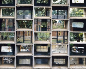 Stéphane COUTURIER (*1957, France): Chandigarh Replay - School 1 – Christophe Guye Galerie