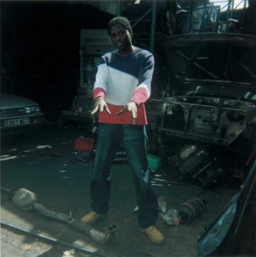 Stephen GILL (*1971, Great Britain): Untitled, from the series 'Hackney Wick' – Christophe Guye Galerie