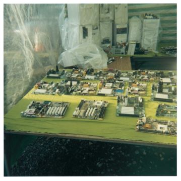 Stephen GILL (*1971, Great Britain): Untitled, from the series 'Hackney Wick' – Christophe Guye Galerie