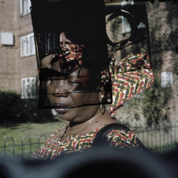 Stephen GILL (*1971, Great Britain): Untitled, from the series 'Talking to Ants' – Christophe Guye Galerie