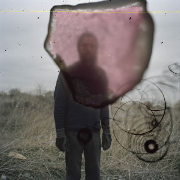 Stephen GILL (*1971, Great Britain) : Untitled, from the series 'Talking to Ants' – Christophe Guye Galerie