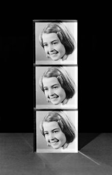 Peter WATKINS (*1984, Great Britain): Ute, from the series 'The Unforgetting' – Christophe Guye Galerie