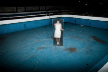 A Mi YOON (*1985, South Korea): Untitled, from the series 'At Night' – Christophe Guye Galerie