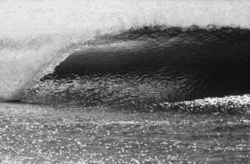 Anthony FRIEDKIN (*1949, America): Glistening Wave, Oxnard, California, U.S.A. – Christophe Guye Galerie