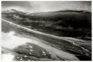 Anthony FRIEDKIN (*1949, America): Shore Break, Zuma Beach, California, U.S.A. – Christophe Guye Galerie