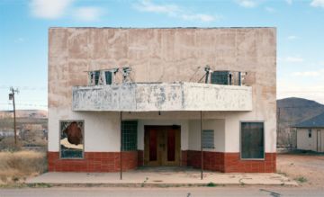 Teresa HUBBARD / Alexander BIRCHLER (*1965, Ireland / 1962, Switzerland ): The End, Tate – Christophe Guye Galerie