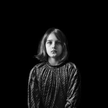 Nelli PALOMÄKI (*1981, Finnland): Viola at 11 – Christophe Guye Galerie