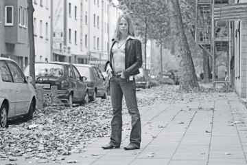 Noritoshi HIRAKAWA (*1960, Japan): An Attribute of Living, Elisabeth / Deutz-Mülhemer Straße, Cologne / 11:30 a.m., November 5th, 2006 – Christophe Guye Galerie