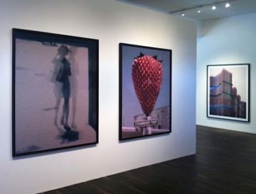  Installation Views – Michael Wolf Life in Cities 2011 – Christophe Guye Galerie