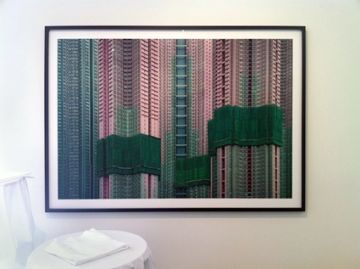  Installation Views – Michael Wolf Life in Cities 2011 – Christophe Guye Galerie