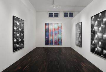  Installation Views – James Nizam Breaking Light 2013 – Christophe Guye Galerie