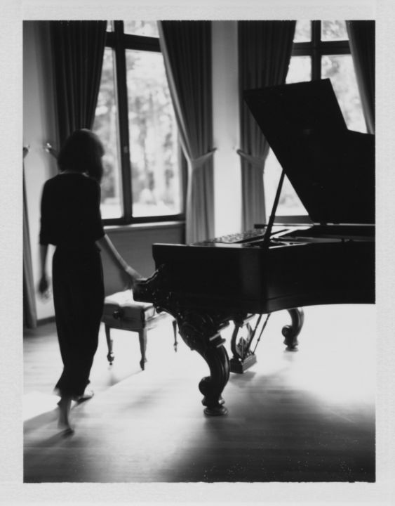 <p>— CNNMoney Switze…