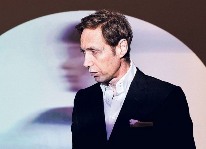 <p>— Neue Zürcher Ze…