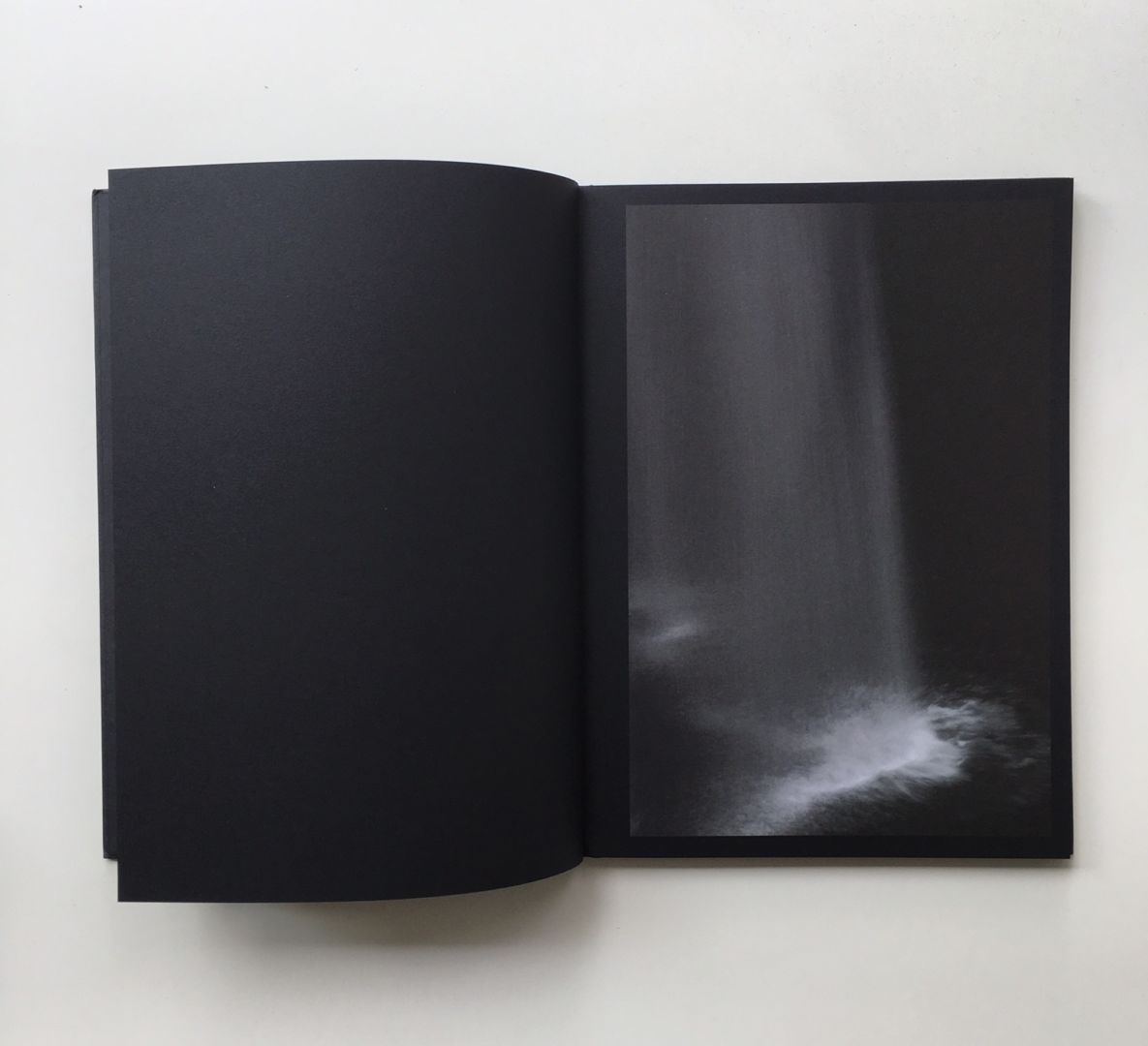 Rinko Kawauchi – Halo